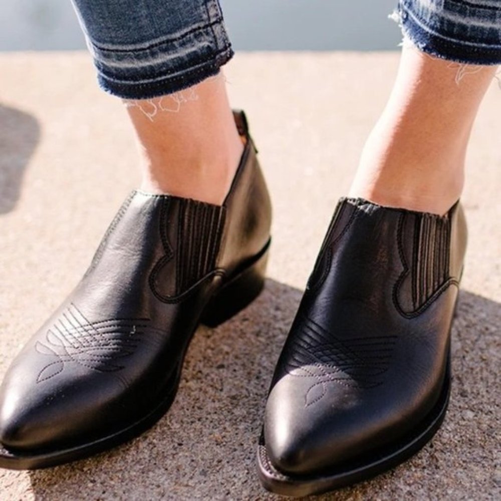 Frye Billy Shootie Black Leather Everyday Comfy Casual Pointed Wood Ankle Boots